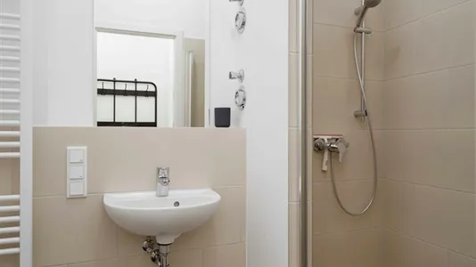 Rooms in Berlin Mitte - photo 8