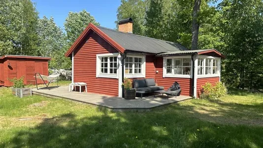 Houses in Västerås - photo 2