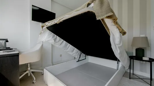 Rooms in Madrid Retiro - photo 5