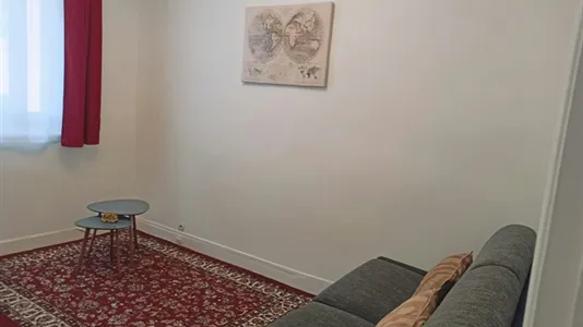 Apartments in Nanterre - photo 6