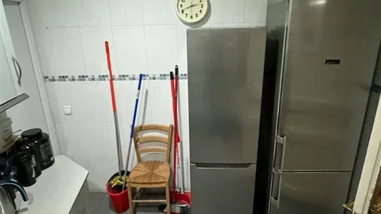 Rooms in Barcelona Eixample - photo 8