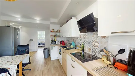 Rooms in Caen - photo 10