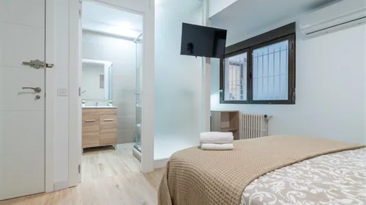 Rooms in Madrid Arganzuela - photo 5