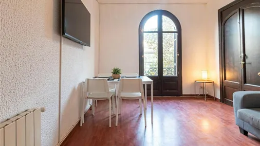 Rooms in Barcelona Eixample - photo 7
