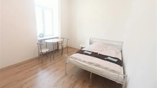 Rooms in Vienna Brigittenau - photo 1