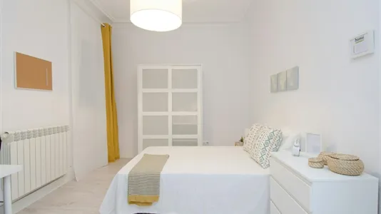 Rooms in Madrid Centro - photo 1