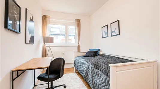 Apartments in Berlin Steglitz-Zehlendorf - photo 4