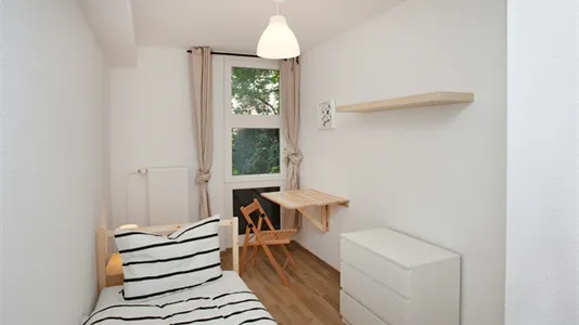 Rooms in Location is not specified - photo 1