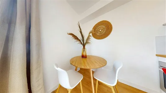 Rooms in Saint-Julien-en-Genevois - photo 3