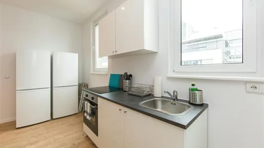 Rooms in Berlin Mitte - photo 10