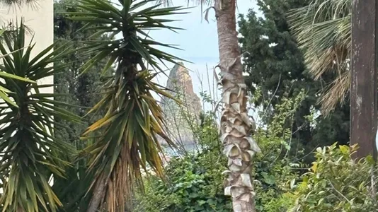 Apartments in Aci Castello - photo 1