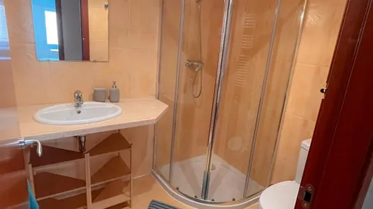 Rooms in Girona - photo 4