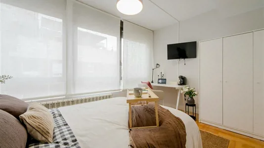 Rooms in Madrid Salamanca - photo 2