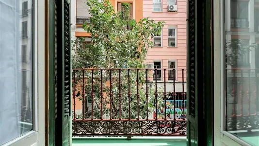 Rooms in Madrid Centro - photo 5