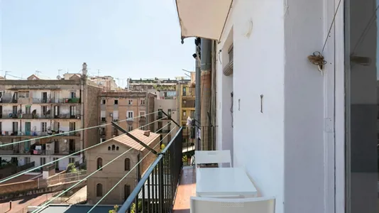 Apartments in Barcelona Eixample - photo 3