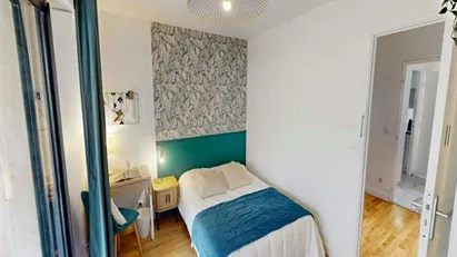 Room for rent in Nanterre, Île-de-France