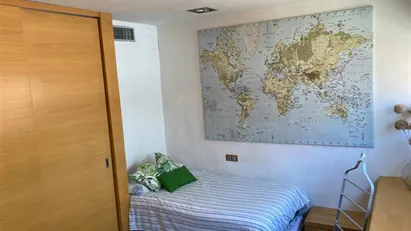 Room for rent in Los Bermejales, Andalucía