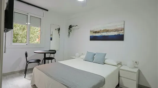 Rooms in El Prat de Llobregat - photo 2