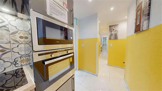 Rooms in Saint-Julien-en-Genevois - photo 7