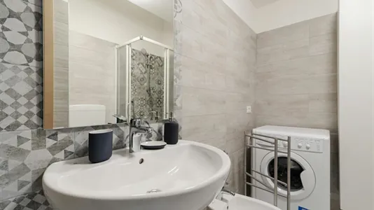 Rooms in Milano Zona 2 - Stazione Centrale, Gorla, Turro, Greco, Crescenzago - photo 5