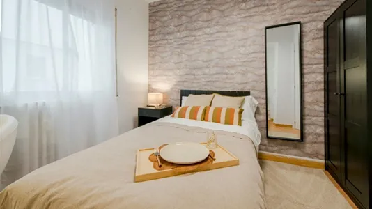 Rooms in Madrid Chamberí - photo 2