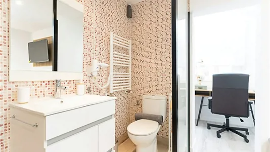 Rooms in Madrid San Blas - photo 2