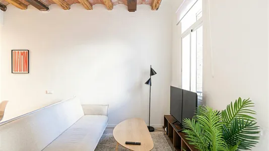 Apartments in Barcelona Eixample - photo 4