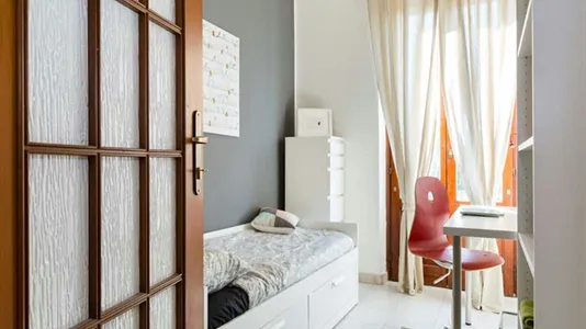 Rooms in Milano Zona 4 - Vittoria, Forlanini - photo 3