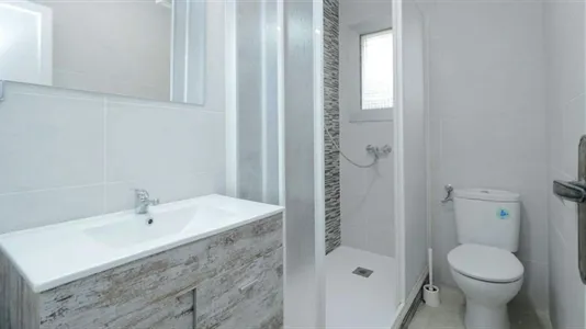 Rooms in Barcelona Eixample - photo 7