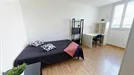 Room for rent, Lyon, Auvergne-Rhône-Alpes, &lt;span class=&quot;blurred street&quot; onclick=&quot;ProcessAdRequest(10615165)&quot;&gt;&lt;span class=&quot;hint&quot;&gt;See streetname&lt;/span&gt;[xxxxxxxxxxxxx]&lt;/span&gt;