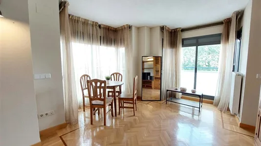 Rooms in Madrid Chamartín - photo 10