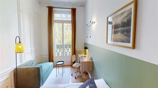 Rooms in Paris 17ème arrondissement - photo 6