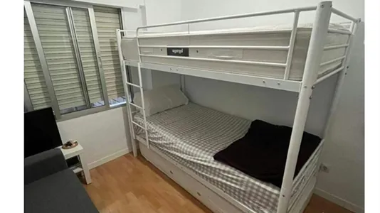 Rooms in Alcalá de Henares - photo 2