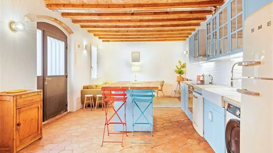 Apartments in Barcelona Ciutat Vella - photo 6