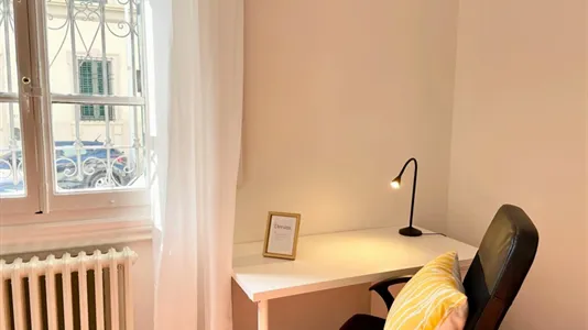 Rooms in Florence - photo 9