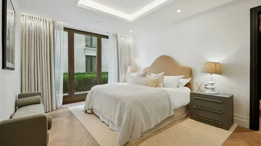 Apartments in Dublin 4 - photo 1