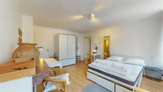 Rooms in Fontainebleau - photo 6