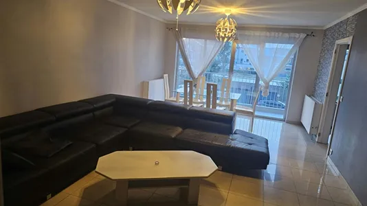 Rooms in Sint-Pieters-Leeuw - photo 1