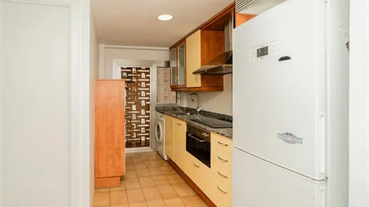 Rooms in Zaragoza - photo 10