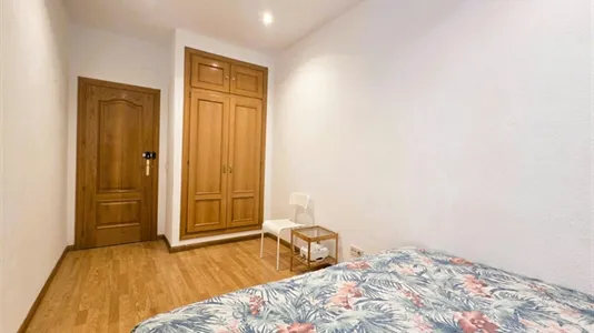 Rooms in Madrid Centro - photo 4