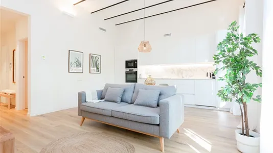 Apartments in Barcelona Eixample - photo 7