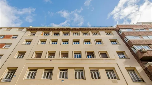 Rooms in Madrid Salamanca - photo 8