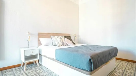 Rooms in Barcelona Eixample - photo 5