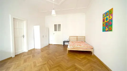 Rooms in Munich Altstadt-Lehel - photo 2