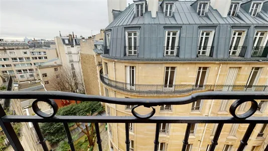 Rooms in Paris 17ème arrondissement - photo 2
