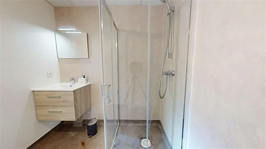 Apartments in Lyon - photo 9