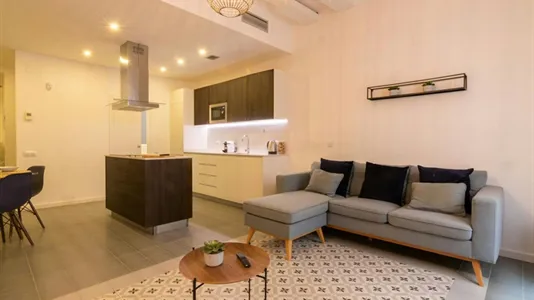 Apartments in Barcelona Ciutat Vella - photo 4