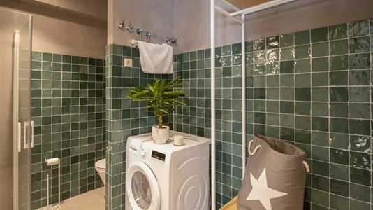 Apartments in Valencia Ciutat Vella - photo 2