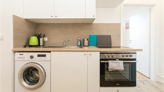 Rooms in Berlin Charlottenburg-Wilmersdorf - photo 8