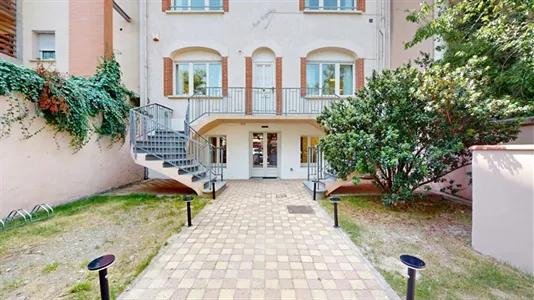 Rooms in Toulouse - photo 9